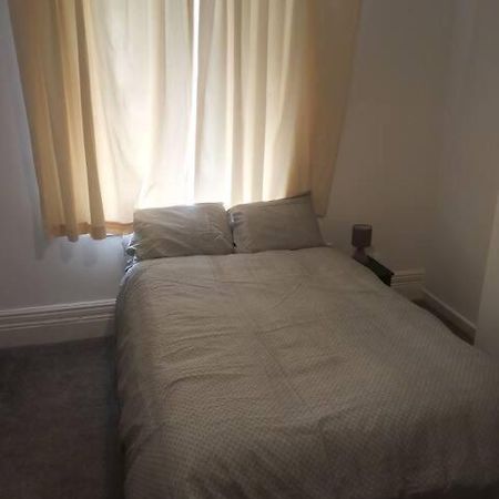 Ensuite Double-Bed Μπέρνλεϊ Εξωτερικό φωτογραφία